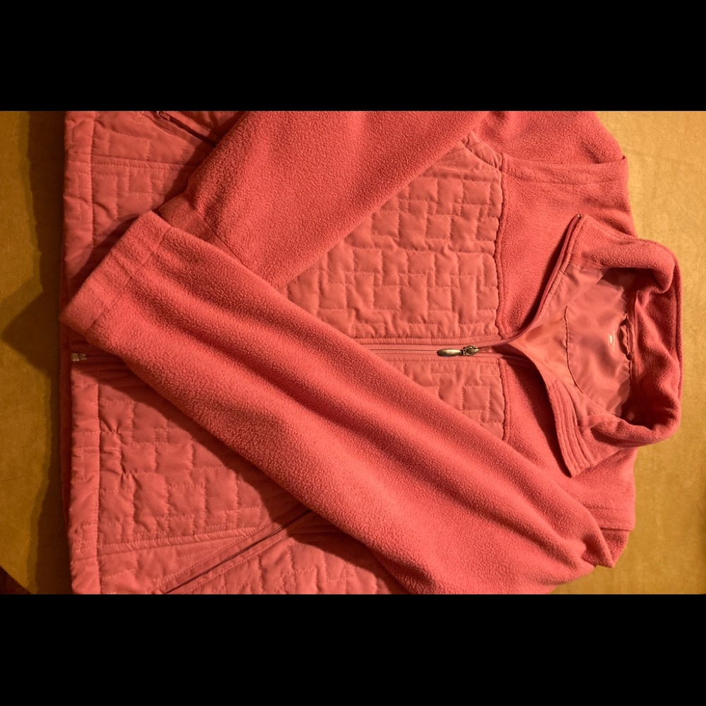 Women’s pink activagolf jacket